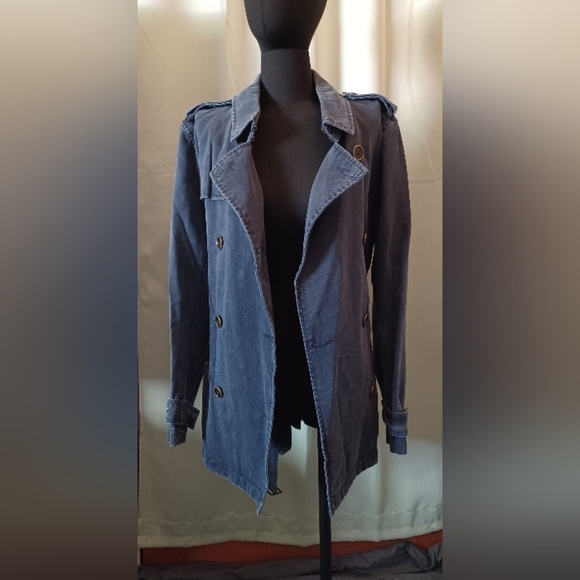 An Old Navy Women's Double-Breasted Denim Trench Coat Peacoat - Picture 3 of 14